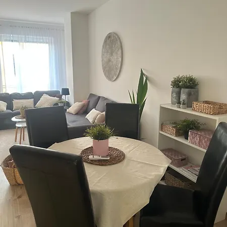 Essential Living Michal na Ostrove